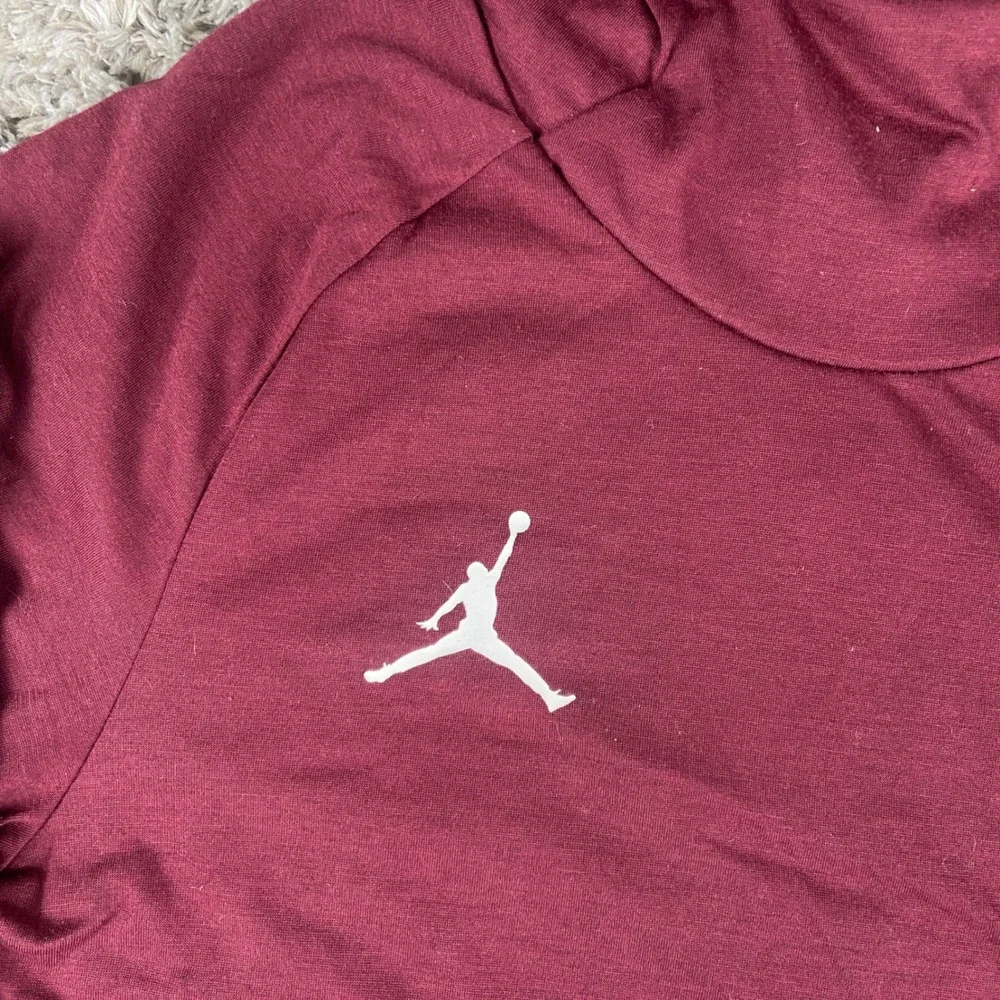 Jordan Training Hoodie Mens XS Burgundy Dri-Fit Long Sleeve Pullover AO9221-669